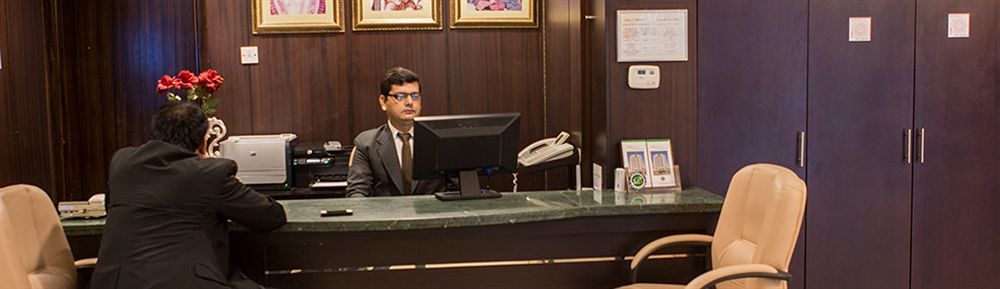 Premiere Hotel Apartments Dubai Esterno foto